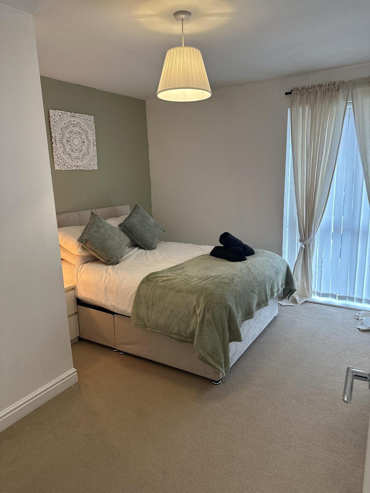 2 Bdr City Centre Apartment With Parking Cardiff Bagian luar foto